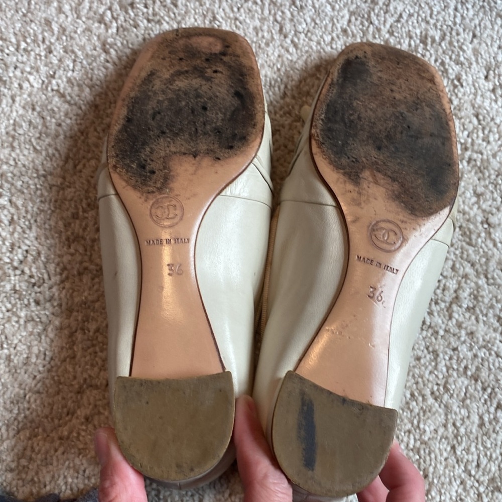 😍😍FLASH LIQUIDATION SALE 😍😍VINTAGE AUTHENTIC CHANEL flats - Picture 7 of 8